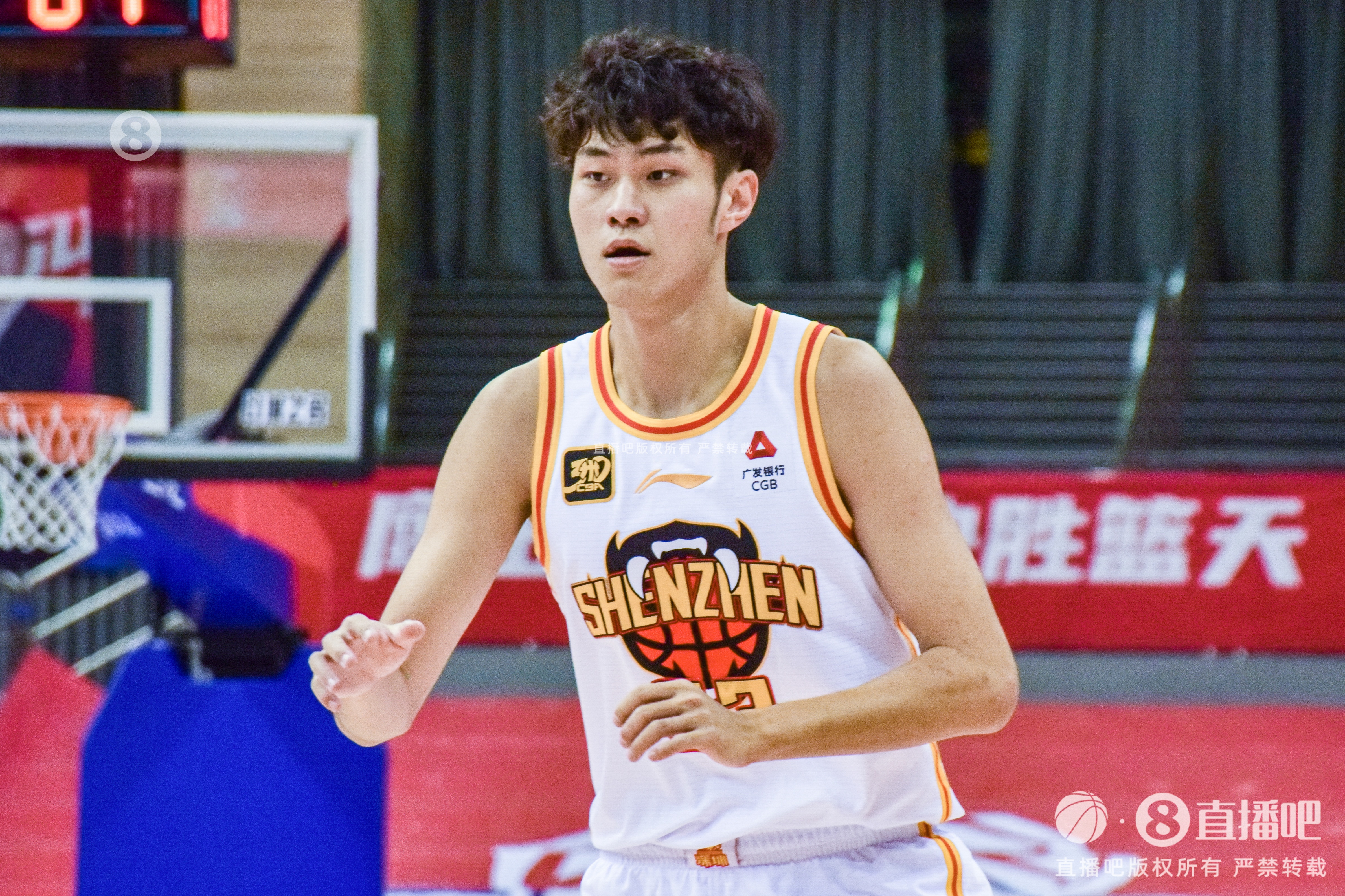 表現出色！王浩然14中7拿到20分3板6助2斷 正負值+30